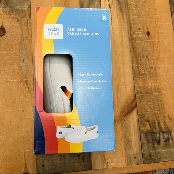 Aldi Gear Canvas Slip-ons NWT NIB size 8 - Picture 5 of 12